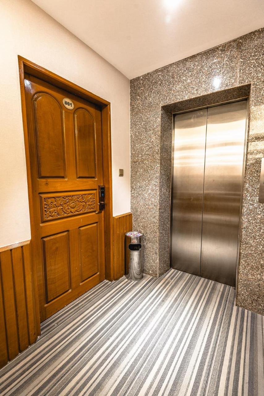 Sunrise Hotel Мандалей Екстериор снимка